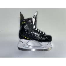 Korčule BAUER Supreme M1 JR